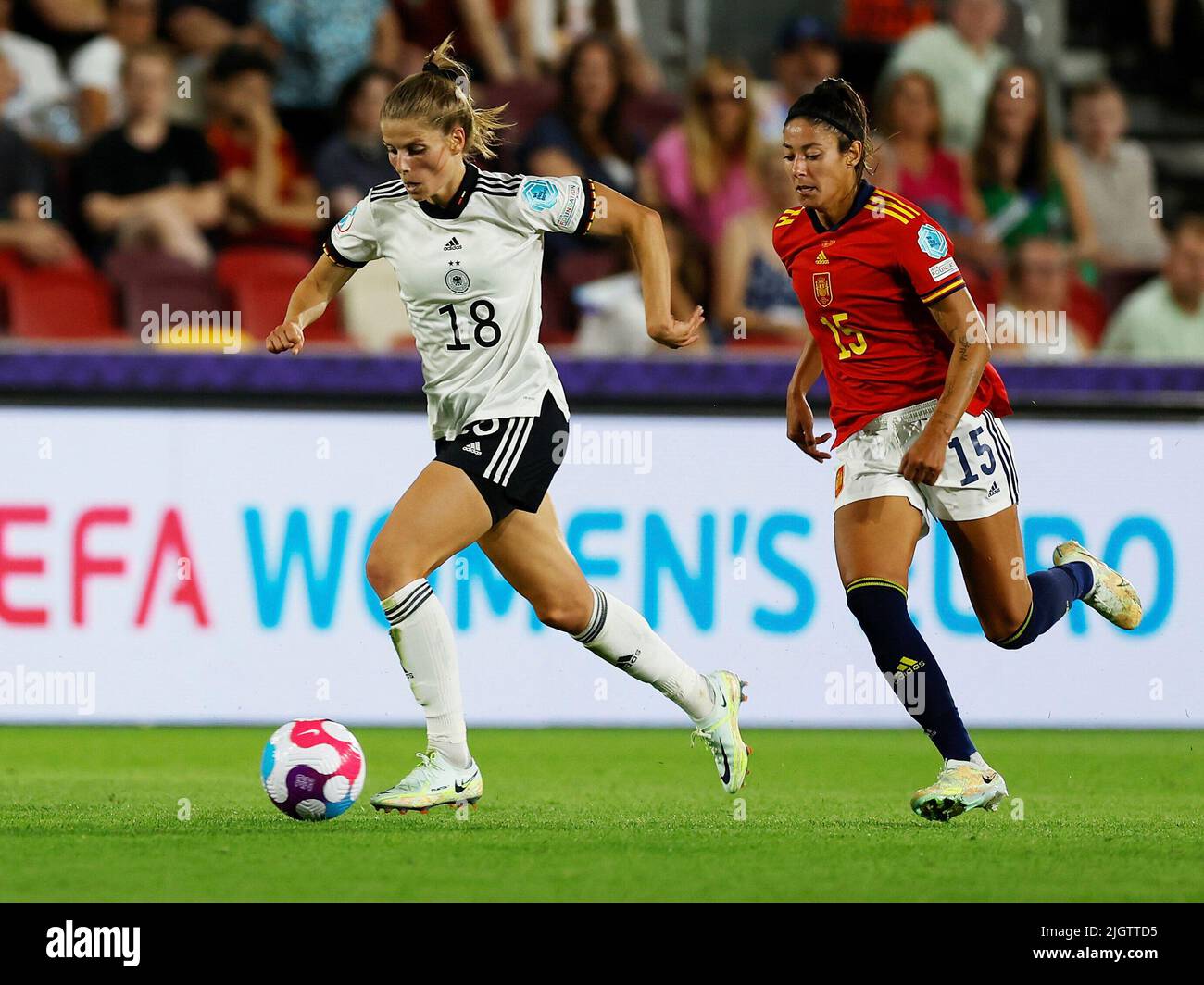 firo 07 12 2022 football soccer UEFA WOMENA S EURO 2022 women EM 2022 England European championship 2022 Germany Spain v. left Tabea Wassmuth Germany 18 and Leila Ouahabi Spain 15 Stock Photo Alamy