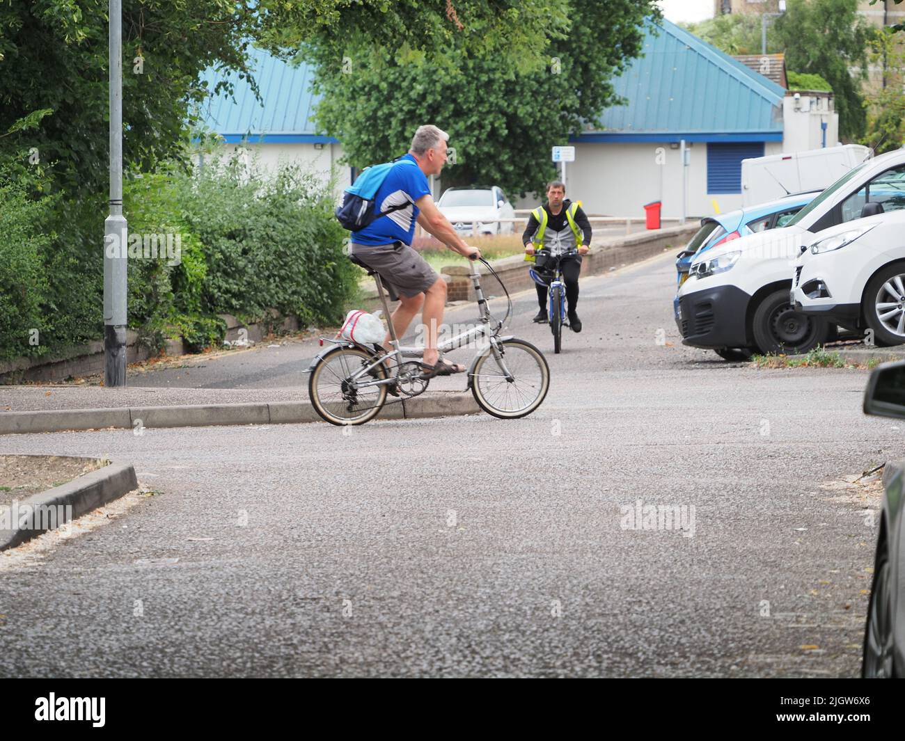 Burst water pipe southern water hires stock photography and images Alamy