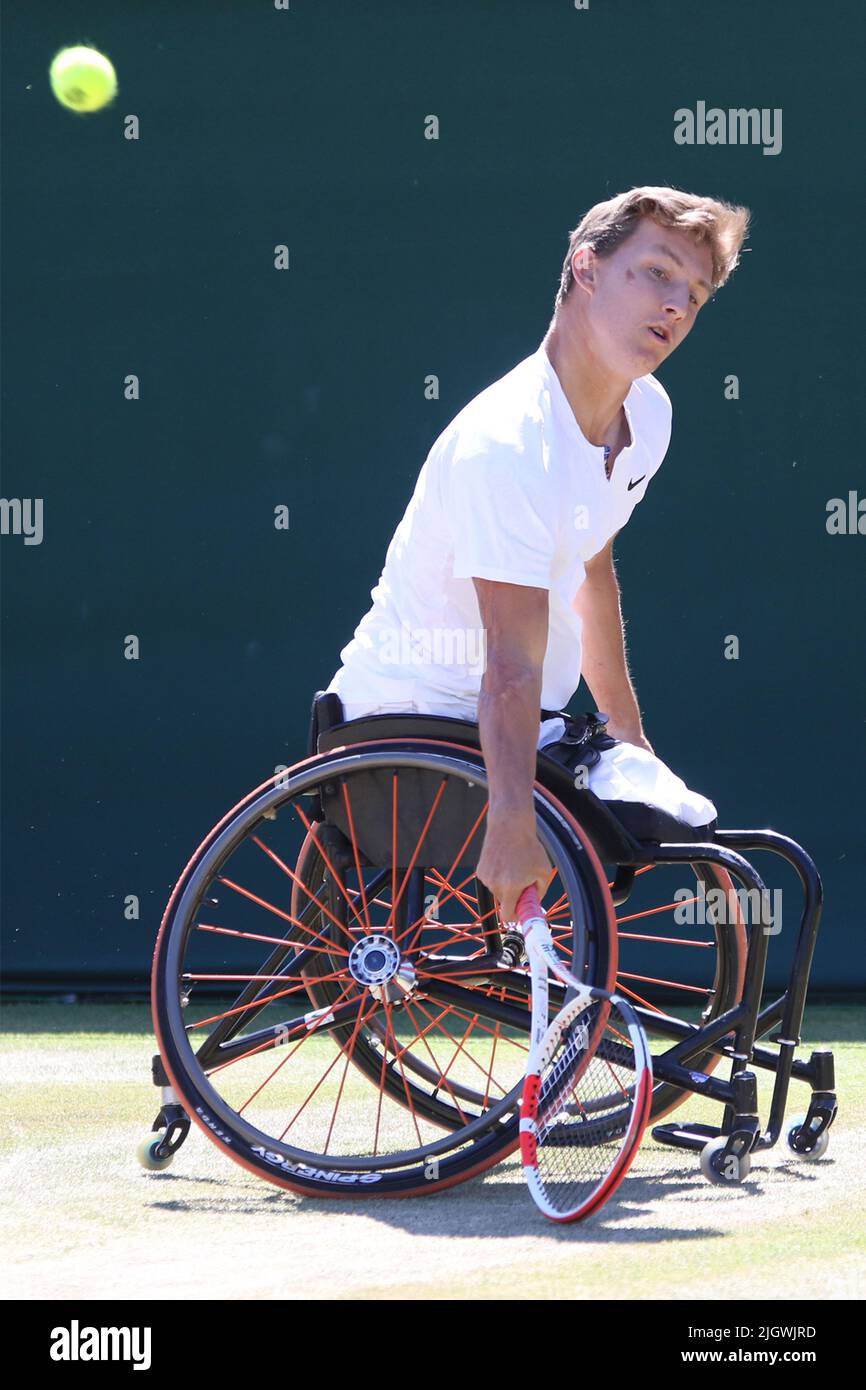 In the Quad Wheelchair singles final at Wimbledon 2022 Niels Vink of