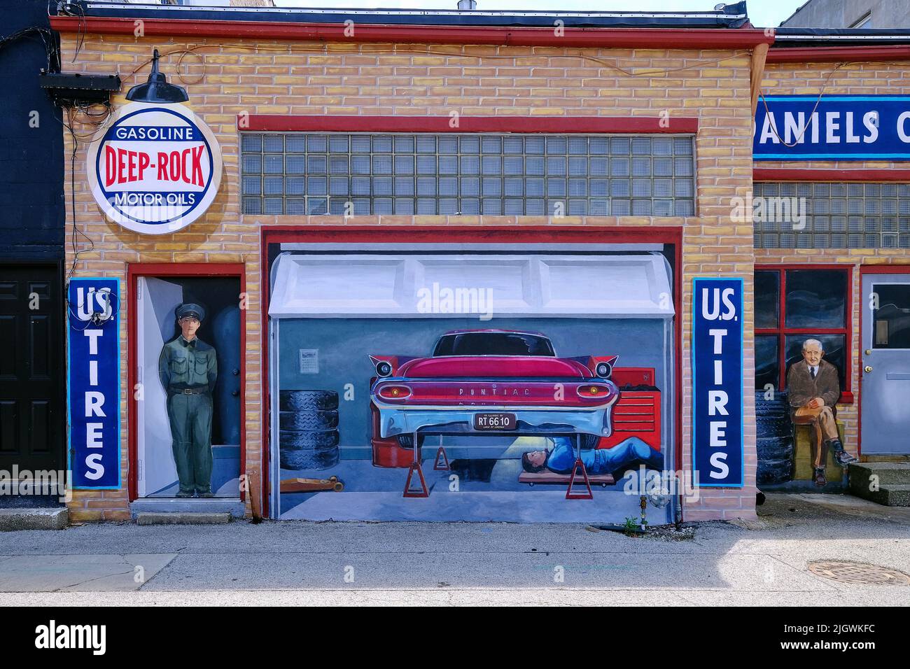 Pontiac car museum illinois hires stock photography and images Alamy