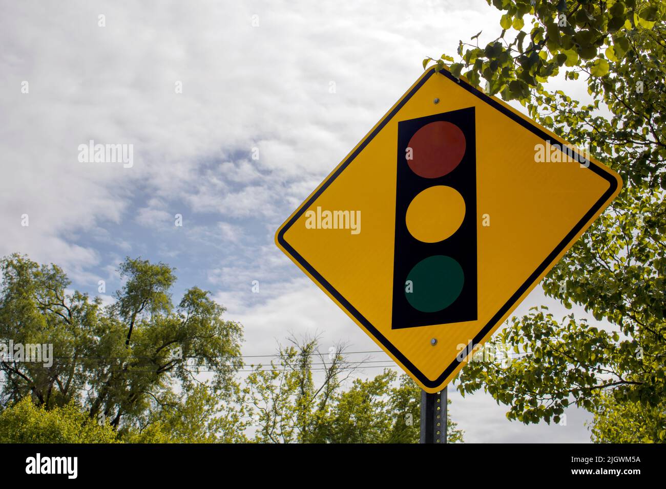 sign visualization icon to slow down you are approching a traffic light