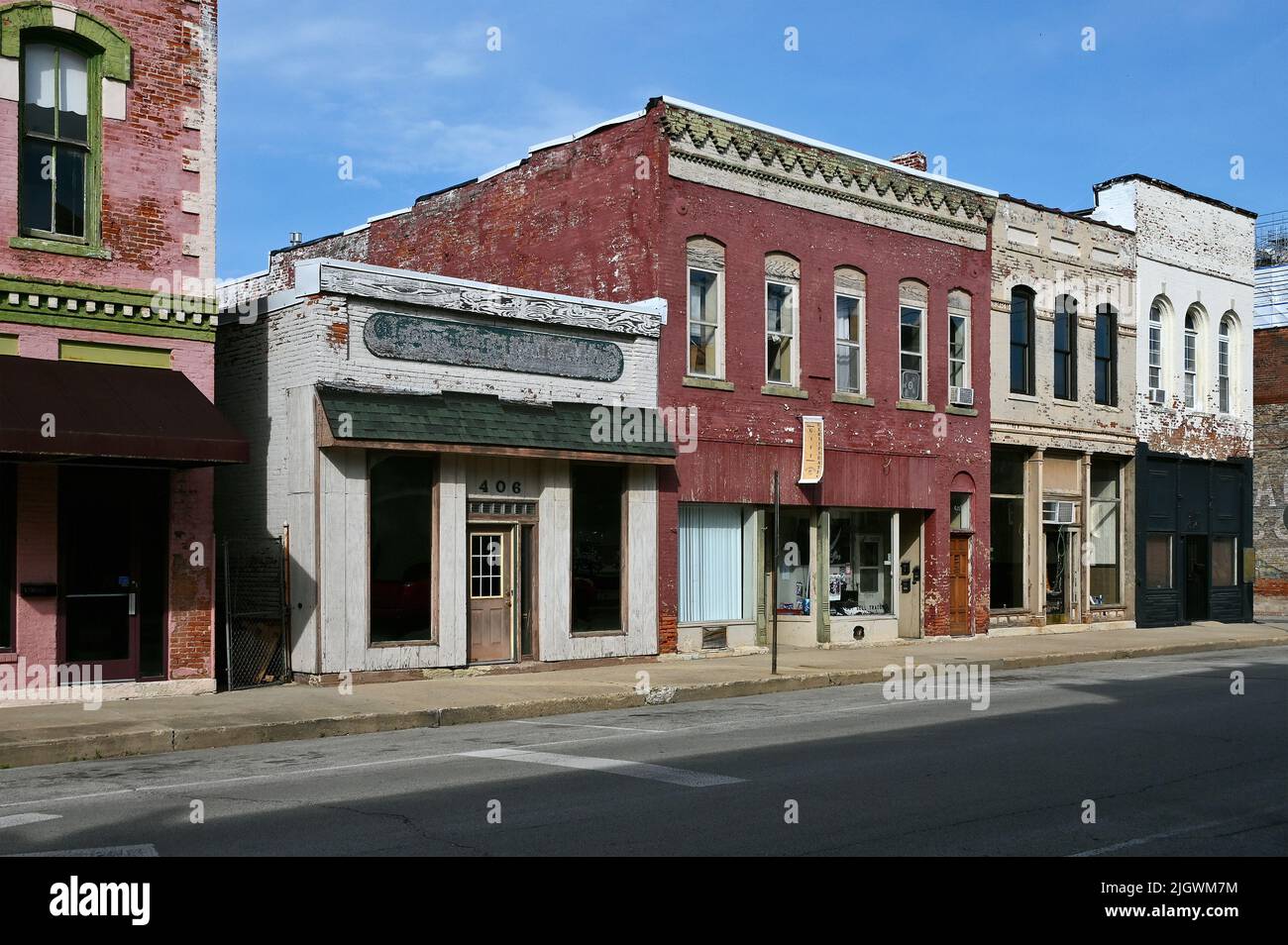 Row of houses in the historic center of Lincoln, Illinois, United