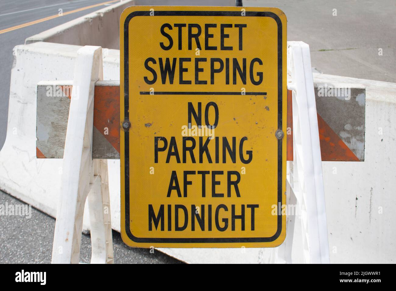No parking after midnight hires stock photography and images Alamy