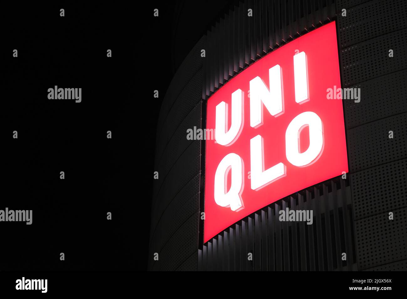 Uniqlo Canada  Sign up for our newsletter at wwwuniqlocomca before  September 21 at 1159AM ET and you could win 1 of 10 pairs of tickets to  UNIQLO Canadas exclusive invitation only