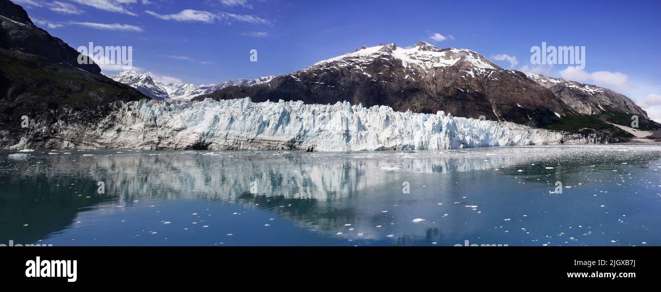 Panorama glacier bay hi-res stock photography and images - Alamy