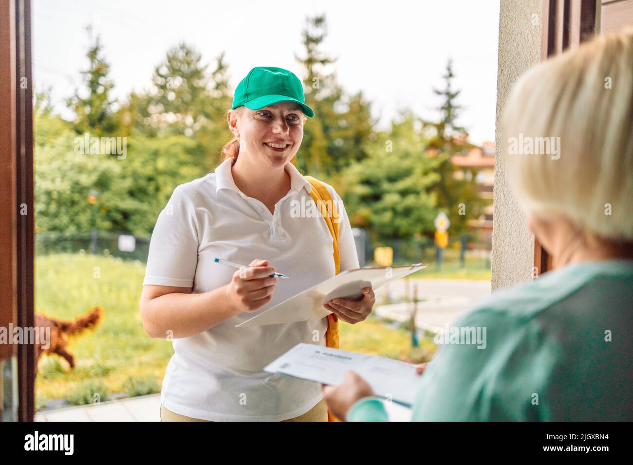 Receiving message from courier hi-res stock photography and images - Alamy