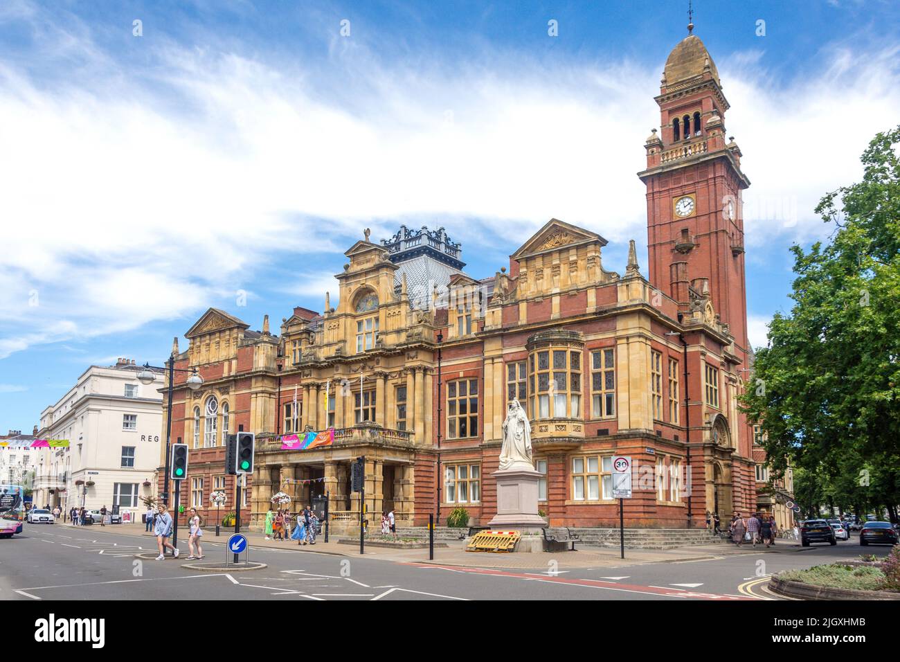 Royal Leamington Spa Town Hall, The Parade, Royal Leamington Spa