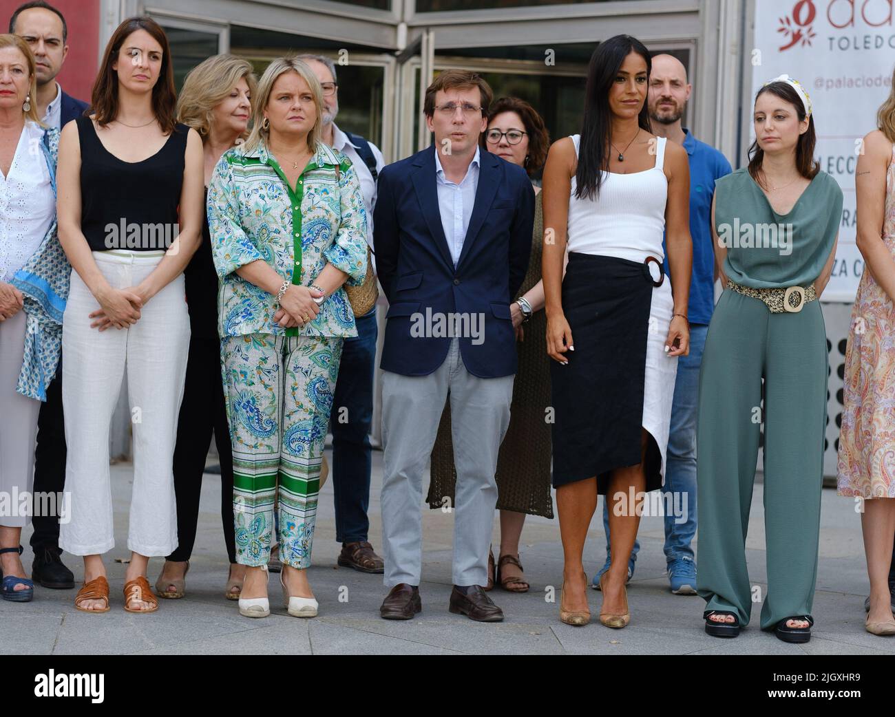 L-R) Rita Maestre, María del Mar Blanco, Jose Luis Martínez-Almeida, Begoña  Villacis and Andrea Levy during the five minutes of silence as a sign of  solidarity with all the victims of terrorism