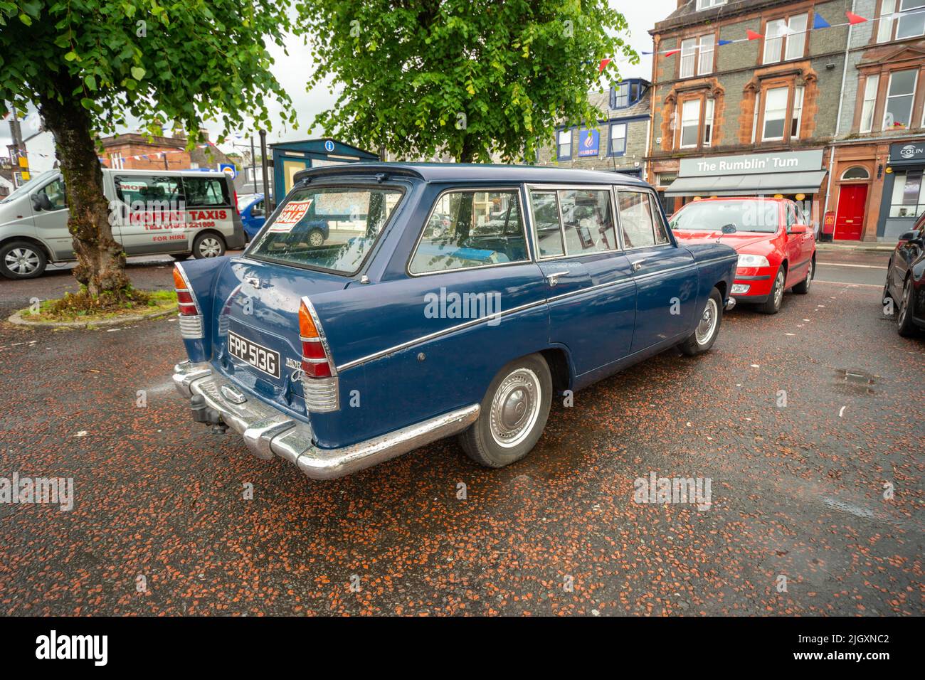 Morris oxford car hires stock photography and images Alamy