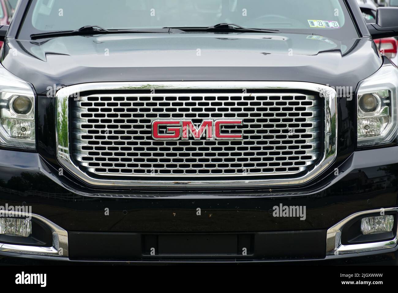GMC Denali car, Lancaster, Pennsylvania, USA, North America Stock Photo Alamy