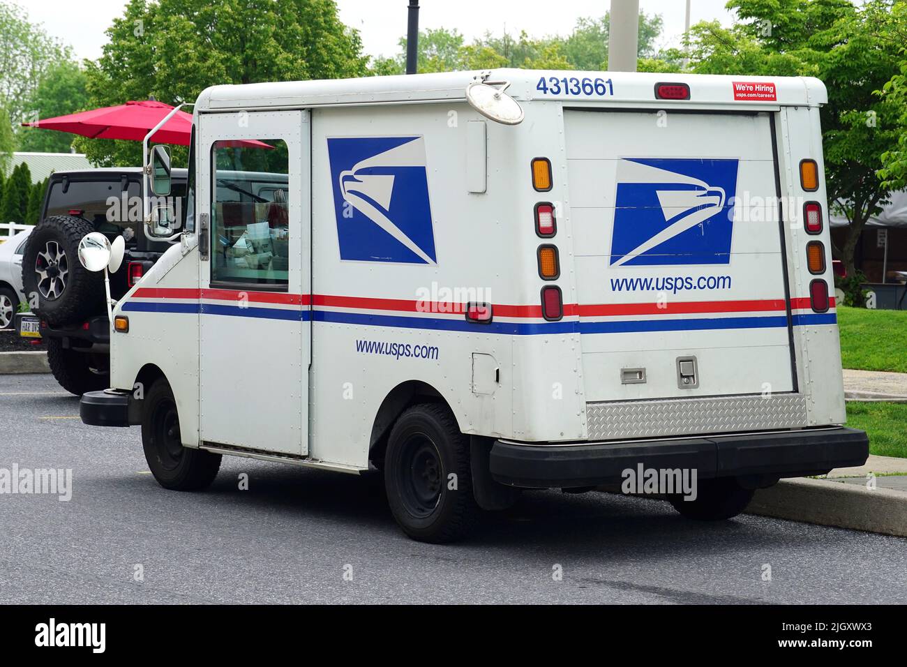 Grumman long life vehicle llv united states postal service truck