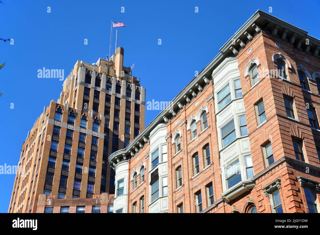 State Tower Building was built in 1927 in downtown Syracuse, New York