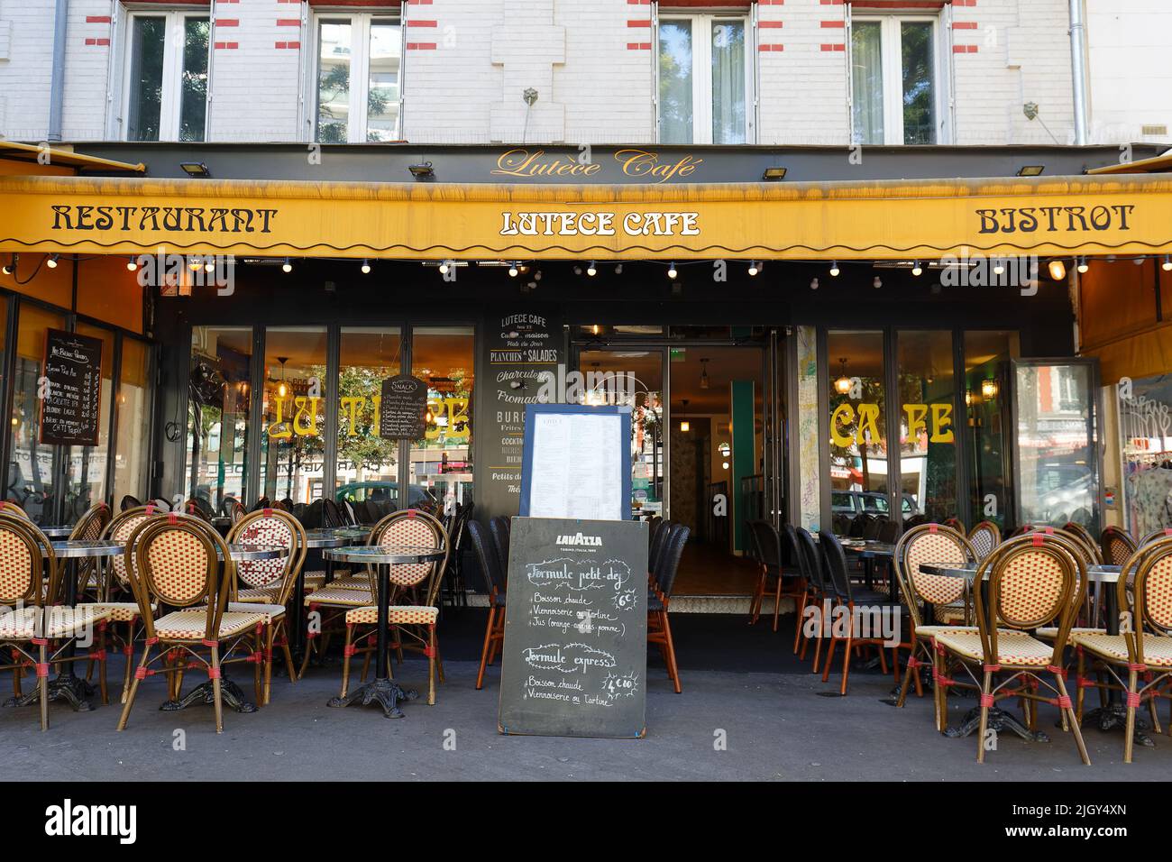 Lutece cafe hi-res stock photography and images - Alamy