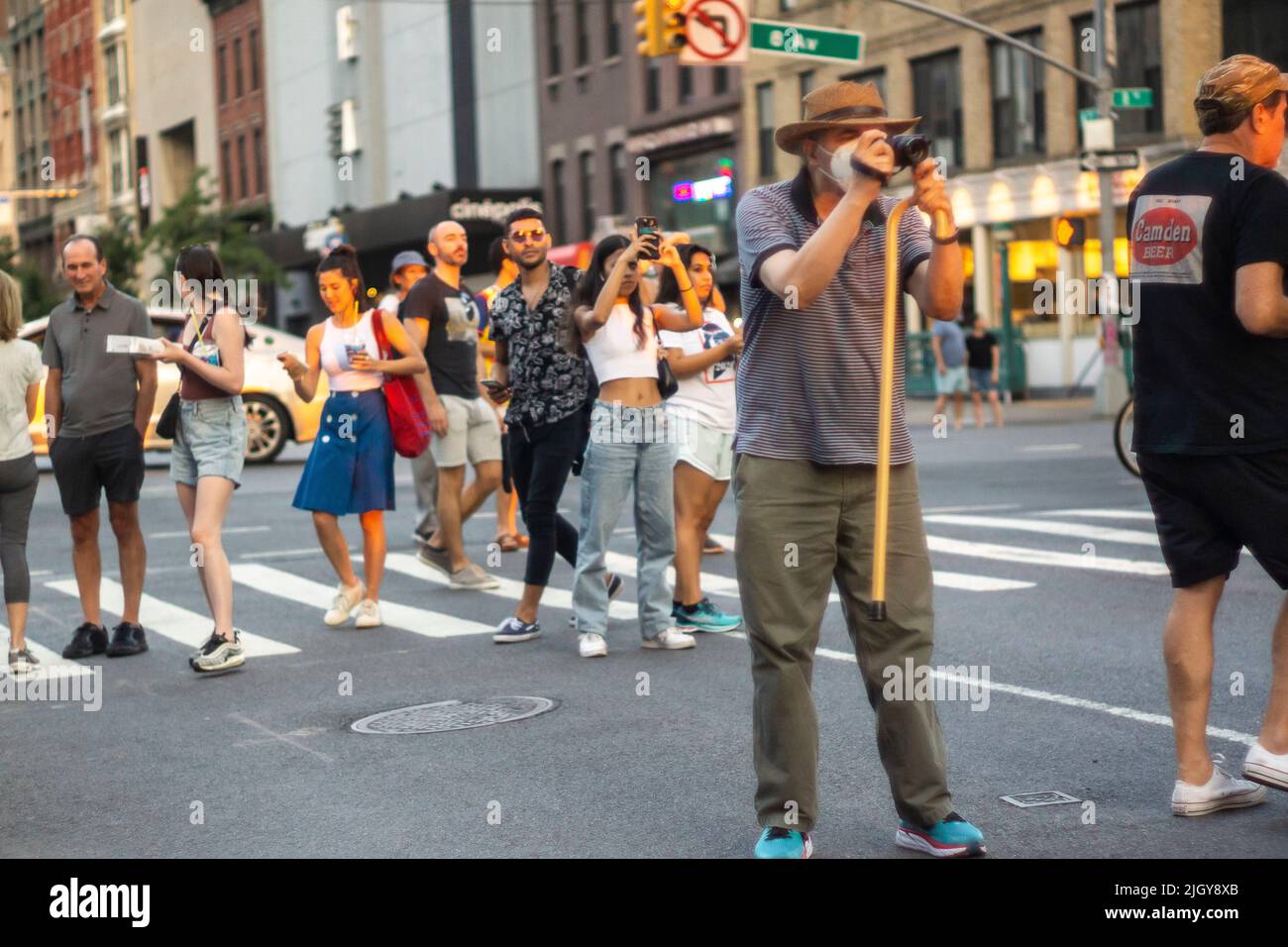 Risk to life and limb hires stock photography and images Alamy