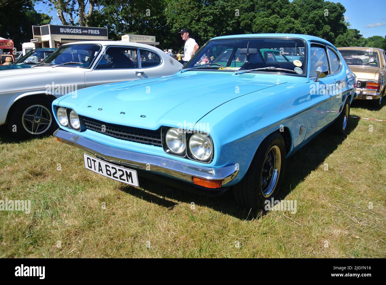 FORD ENGLAND CAPRI MKI RS 2600 COUPE 1973 WHITE BLUE MCG 18  ミニカー 価格比較