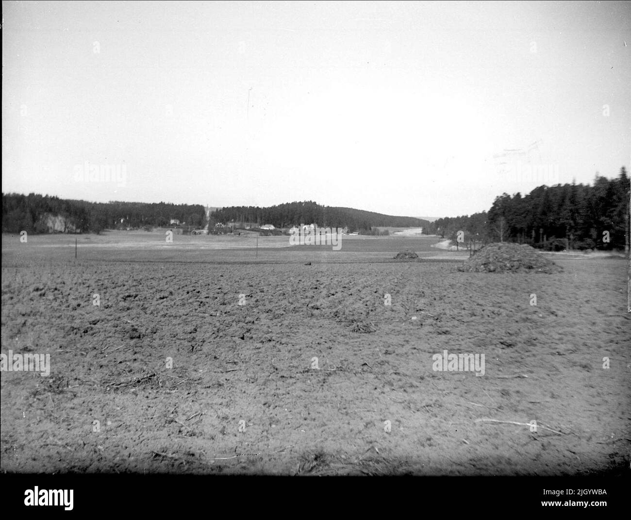Landscape view, Kungshamn, Alsike parish, Uppland May 1928. Landscape