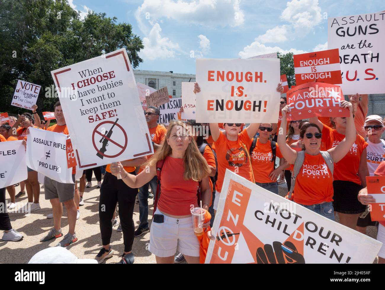 School shooting survivors hires stock photography and images Alamy