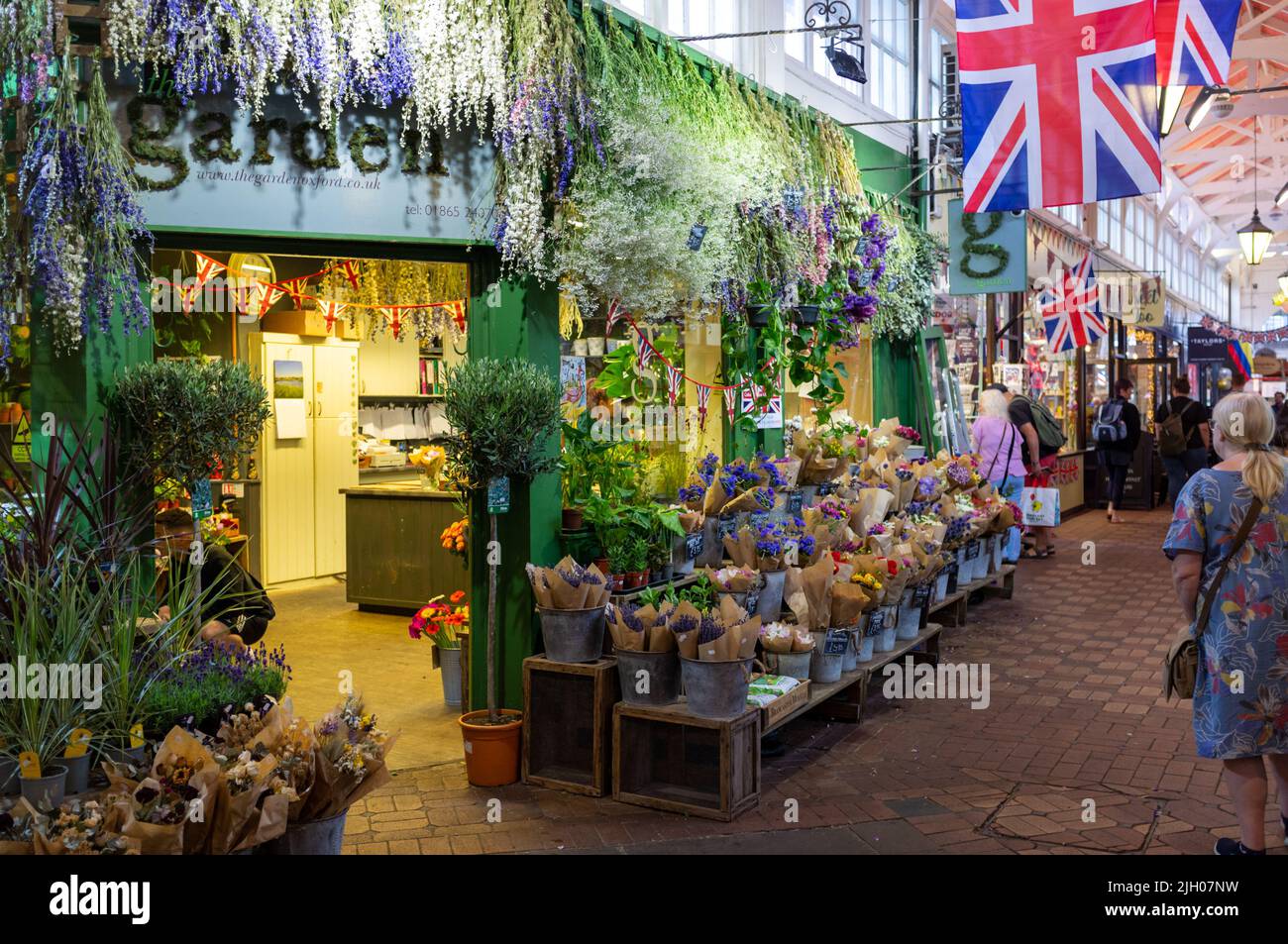 Dried flowers on display in a shop in Oxford market, UK 2022 Stock Photo