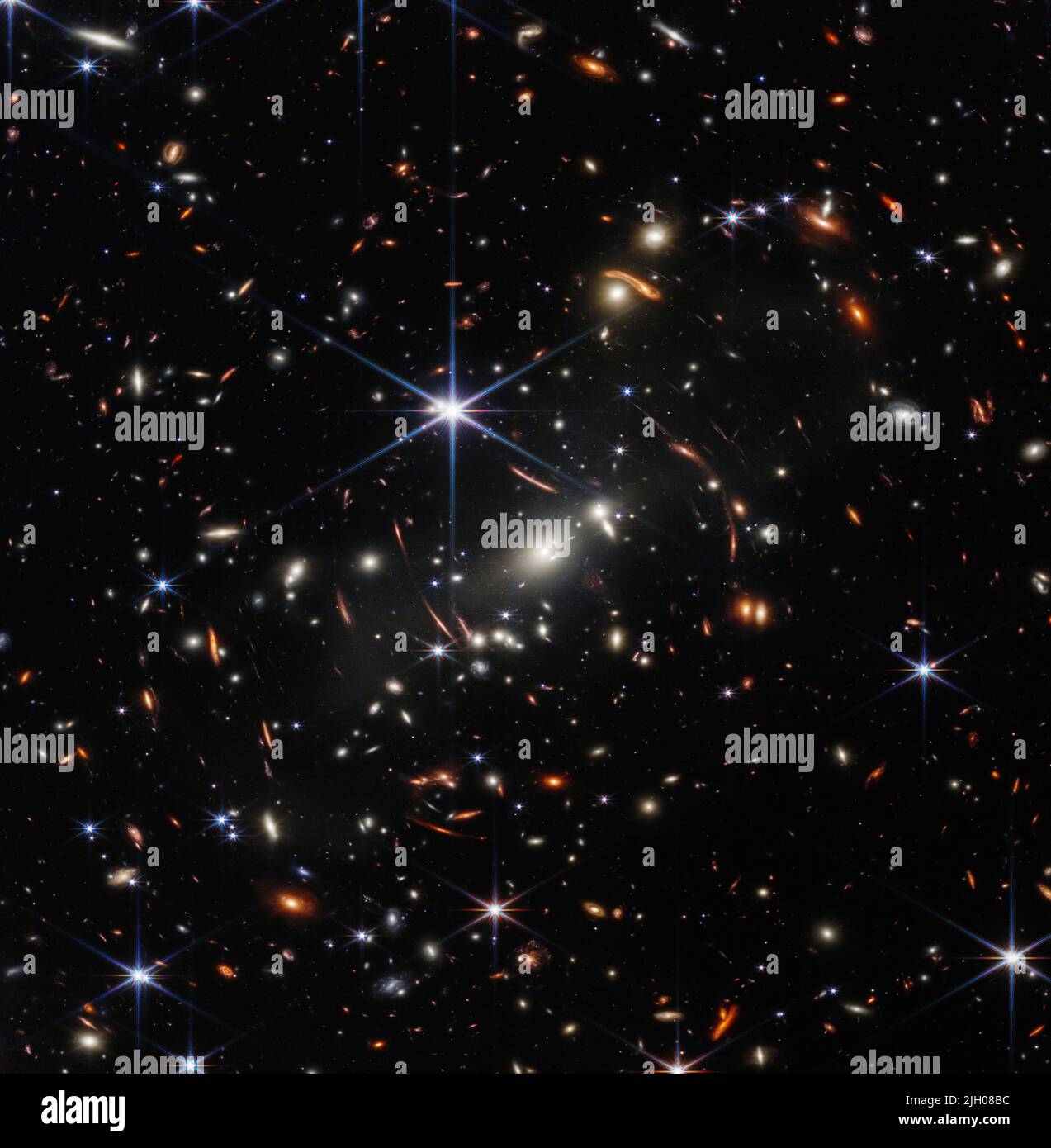 James Webb Space Telescope first deep field image Stock Photo - Alamy