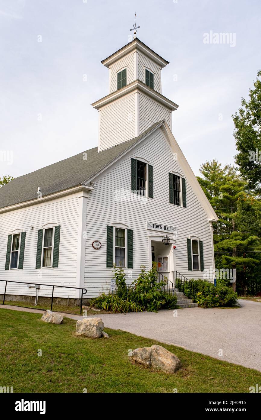 Small town government building hires stock photography and images Alamy