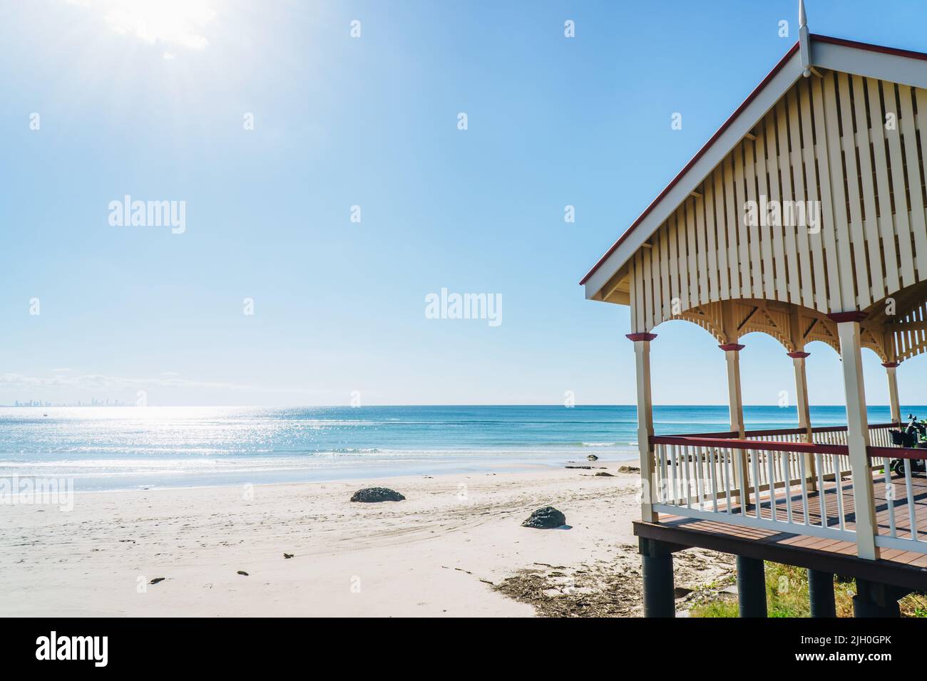 Wide shot of Kirra hut on the Gold Coast, Queensland Stock Photo