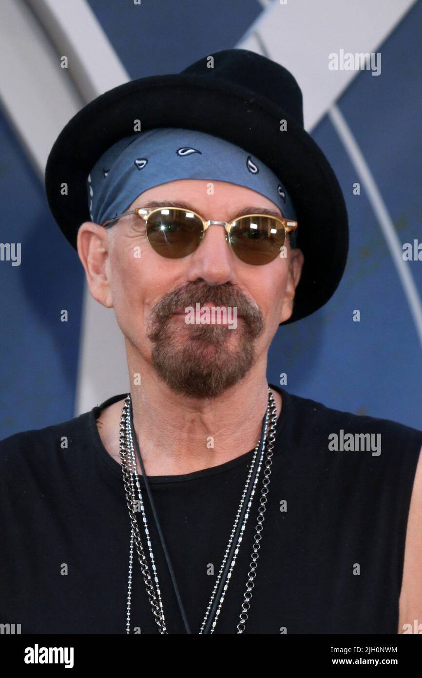 LOS ANGELES - JUL 13: Billy Bob Thornton at the The Gray Man Premiere ...