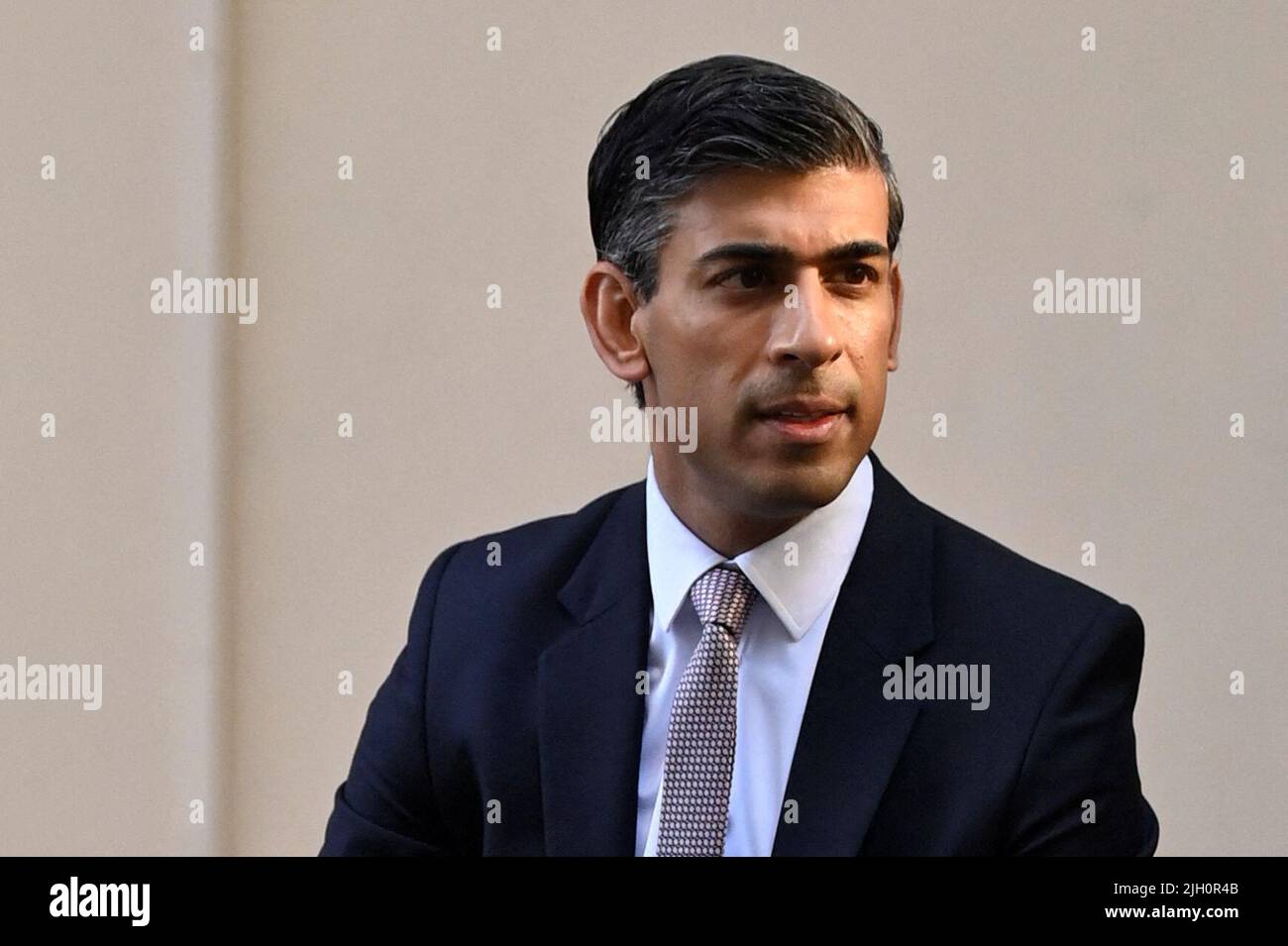 Former Chancellor of the Exchequer Rishi Sunak walks for a radio interview in London, Britain, July 14, 2022. REUTERS/Toby Melville Stock Photo