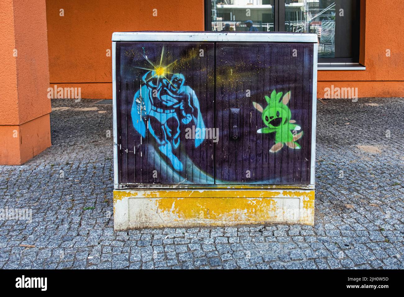 Decorative paintwork On Utilty box,Gropiusstadt,Neukölln,Berlin,Germany Stock Photo