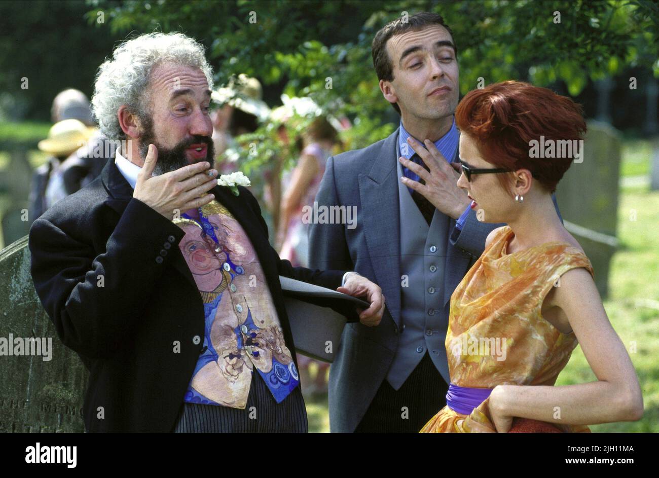 CALLOW,HANNAH,COLEMAN, FOUR WEDDINGS AND A FUNERAL, 1994 Stock Photo