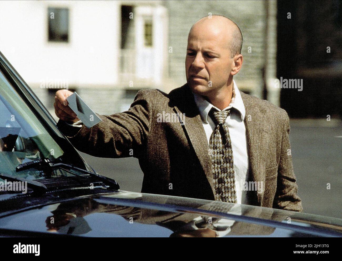 BRUCE WILLIS, UNBREAKABLE, 2000 Stock Photo Alamy
