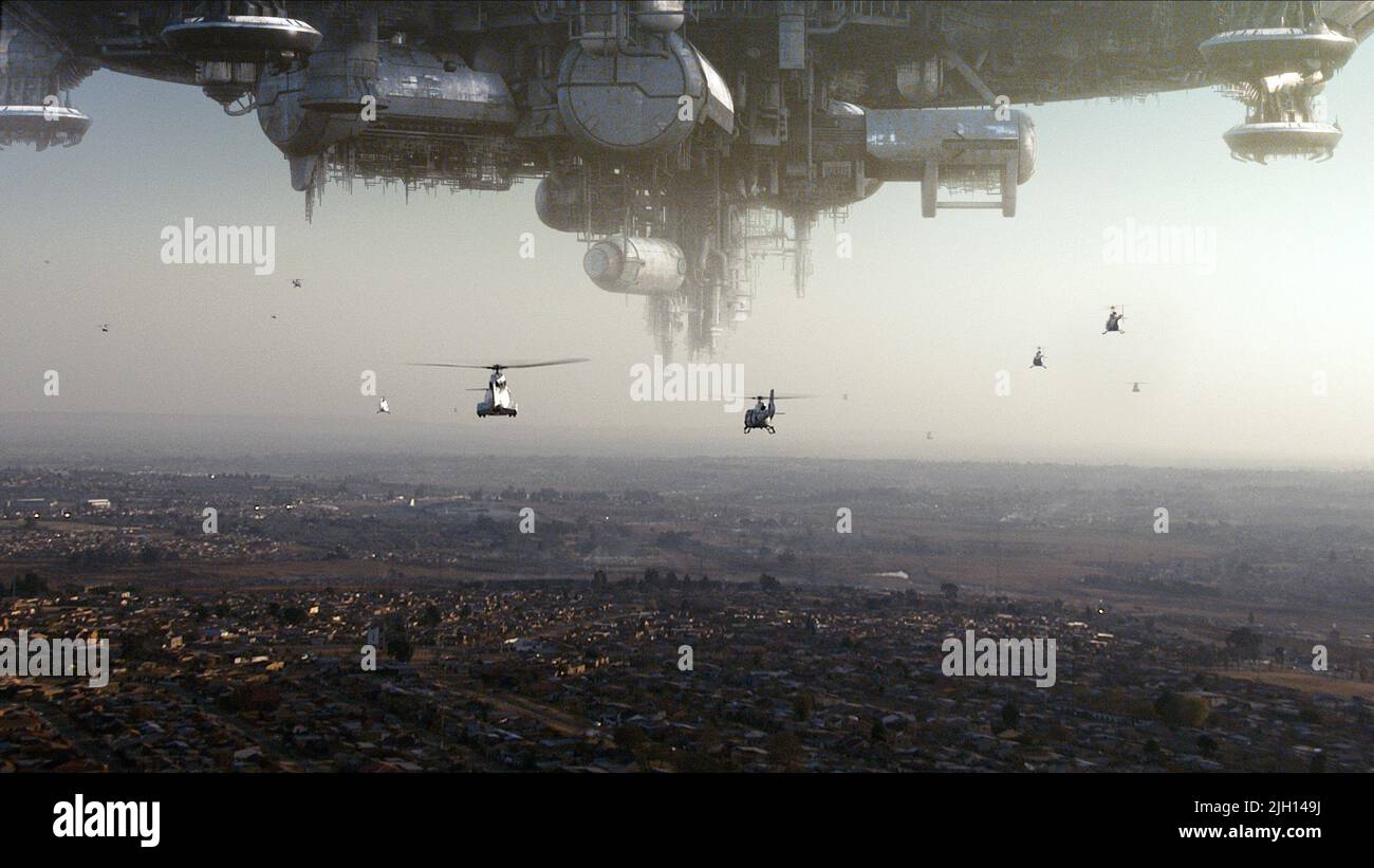 HELICOPTERS PATROL ALIEN COMPOUND, DISTRICT 9, 2009 Stock Photo