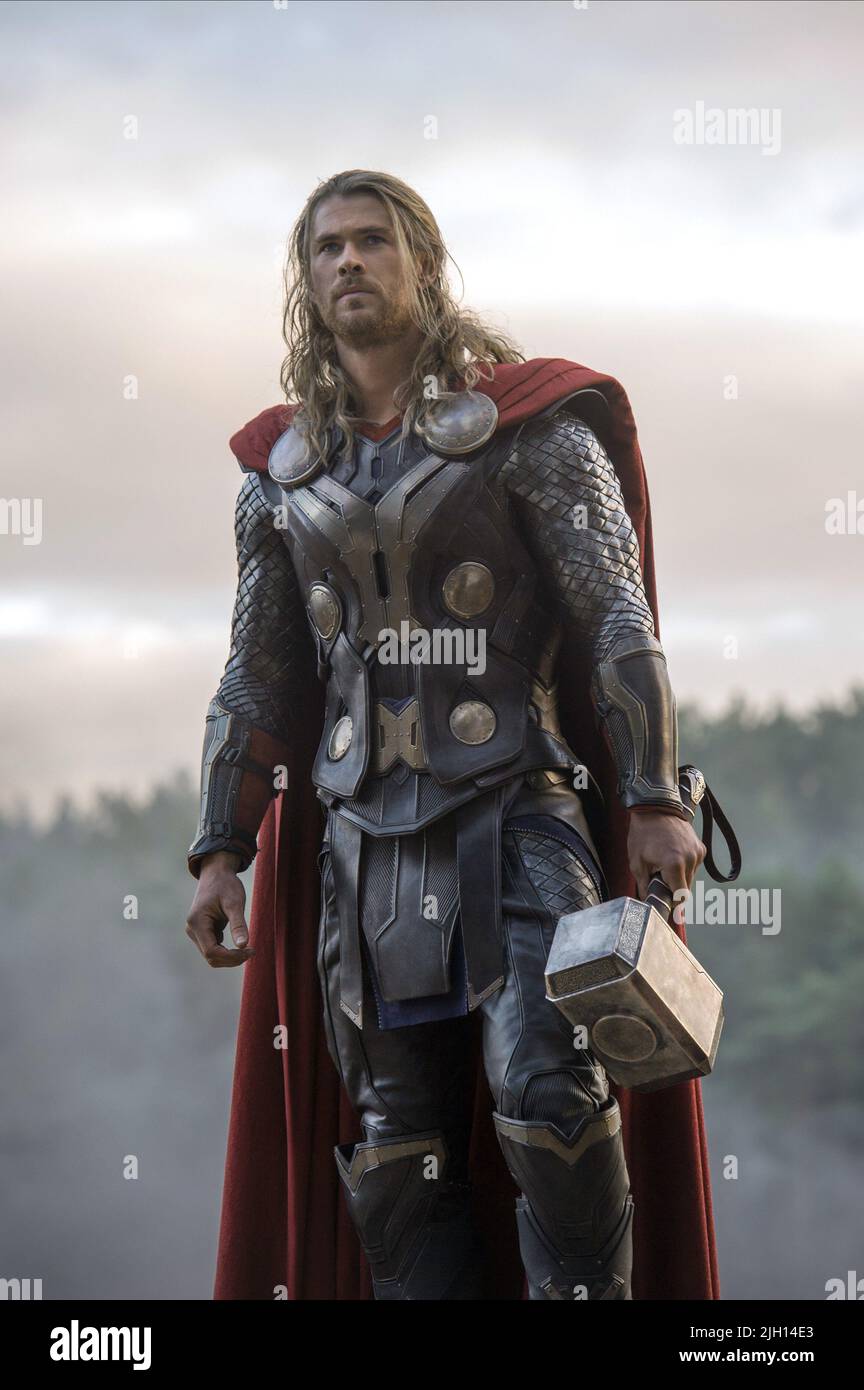 CHRIS HEMSWORTH, THOR: THE DARK WORLD, 2013 Stock Photo