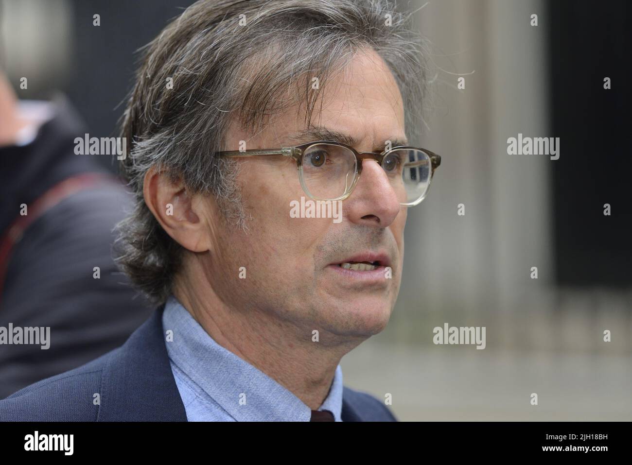 Robert Peston - Political Editor of ITV News - in Downing Street on the day Prime Johnson resigned as Prime Minister - July 7th 2022 Stock Photo