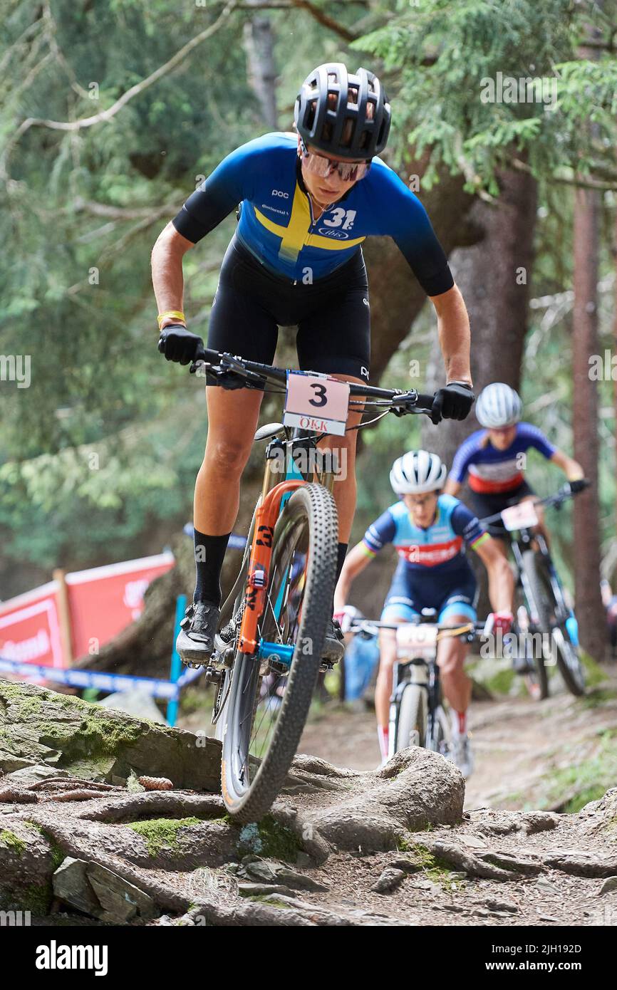 Lenzerheide, Schweiz. 10. Juli 2022. Jenny RISSVEDS (TEAM 31 IBIS CYCLES)  während des Cross Country Olympic Rennens der Damen Elite am UCI Mountain  Bi Stock Photo - Alamy