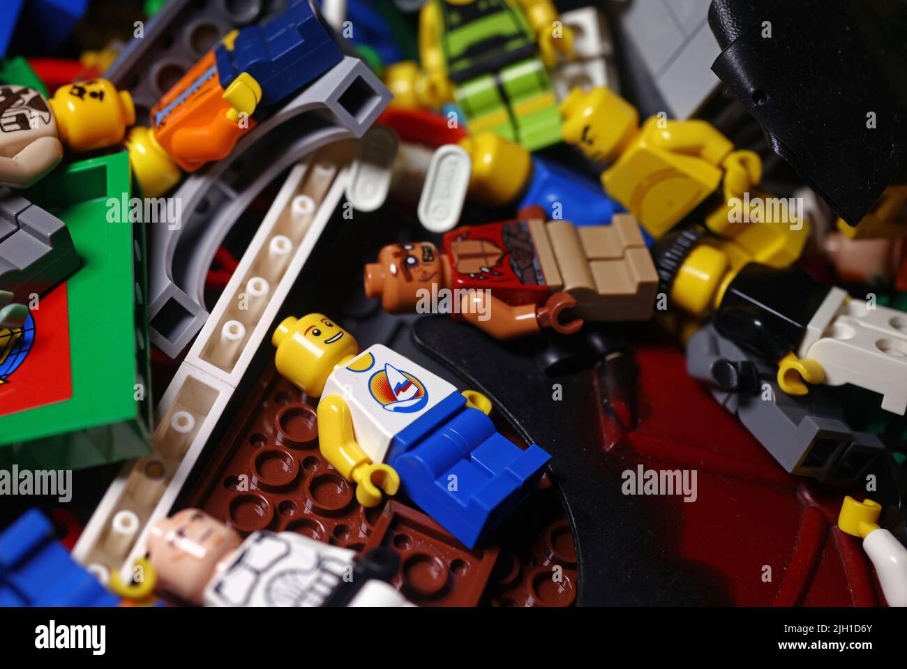 Lego gubbe hi-res stock photography and images - Alamy