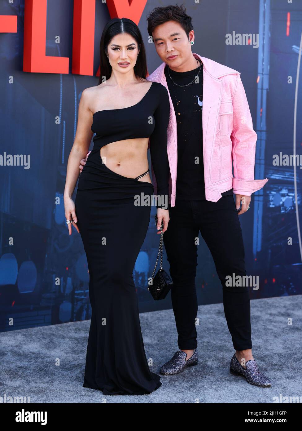 HOLLYWOOD, LOS ANGELES, CALIFORNIA, USA - JULY 13: American actress Kim Lee and Kane Lim arrive at the World Premiere Of Netflix's 'The Gray Man' held at the TCL Chinese Theatre IMAX on July 13, 2022 in Hollywood, Los Angeles, California, United States. (Photo by Xavier Collin/Image Press Agency) Stock Photo