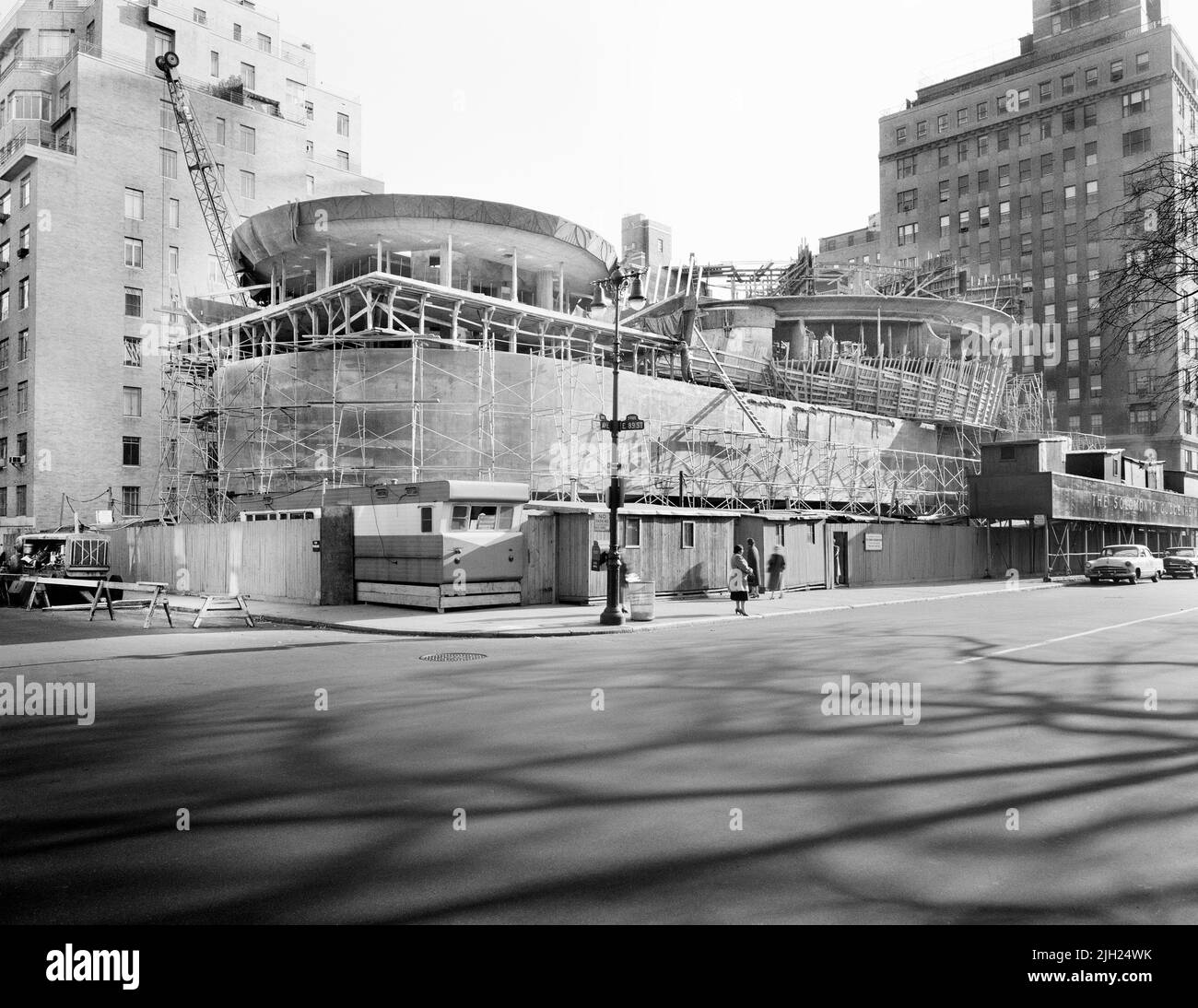 Guggenheim Museum under Construction, Fifth Avenue between 88th and 89th Streets, New York City, New York, USA, Gottscho-Schleisner Collection, November 1957 Stock Photo