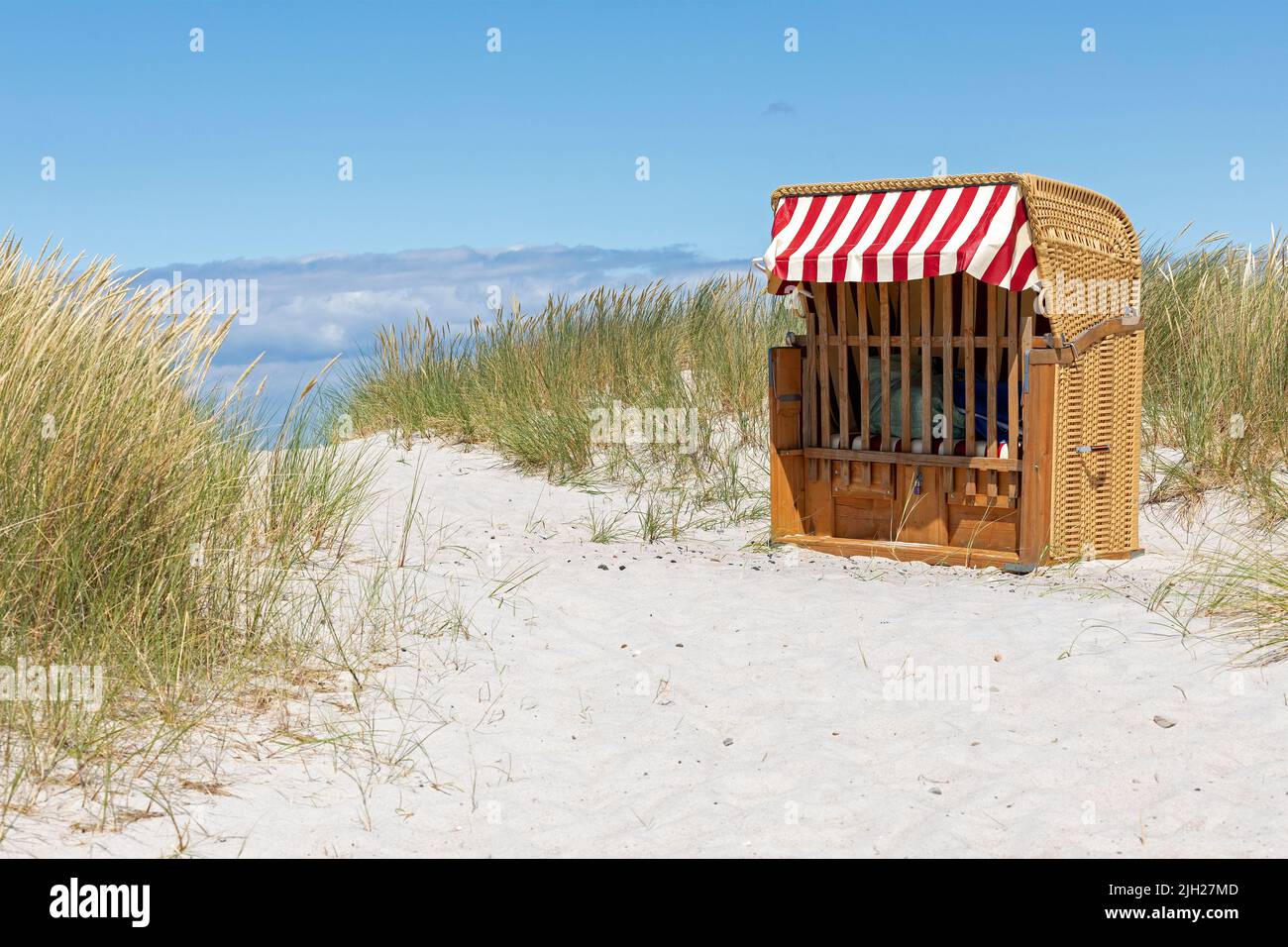 Beach chair, dunes, Steinwarder Peninsula, Heiligenhafen, Schleswig-Holstein, Germany Stock Photo