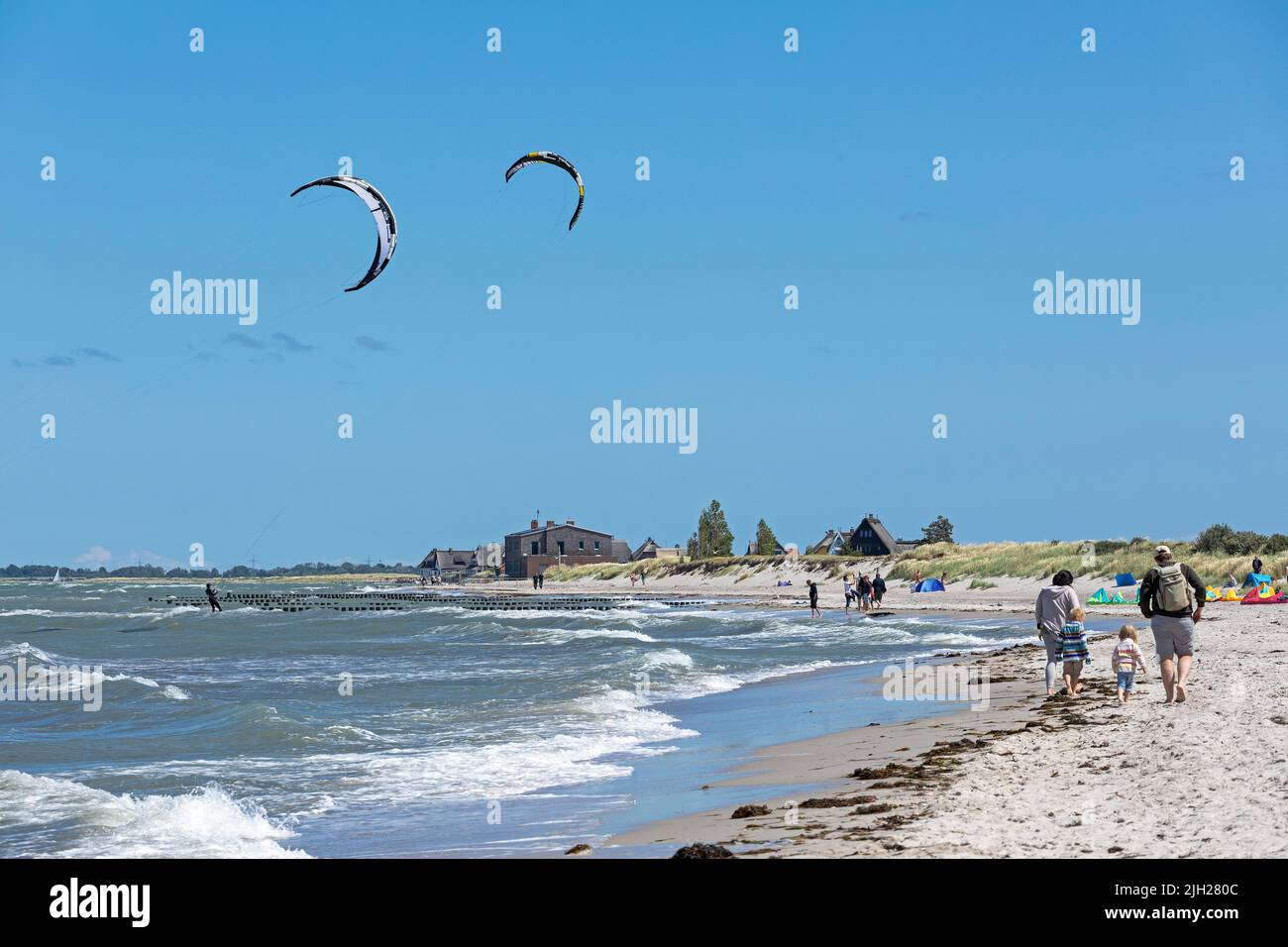 Kitesurfers, beach, Graswarder Peninsula, Heiligenhafen, Schleswig-Holstein, Germany Stock Photo