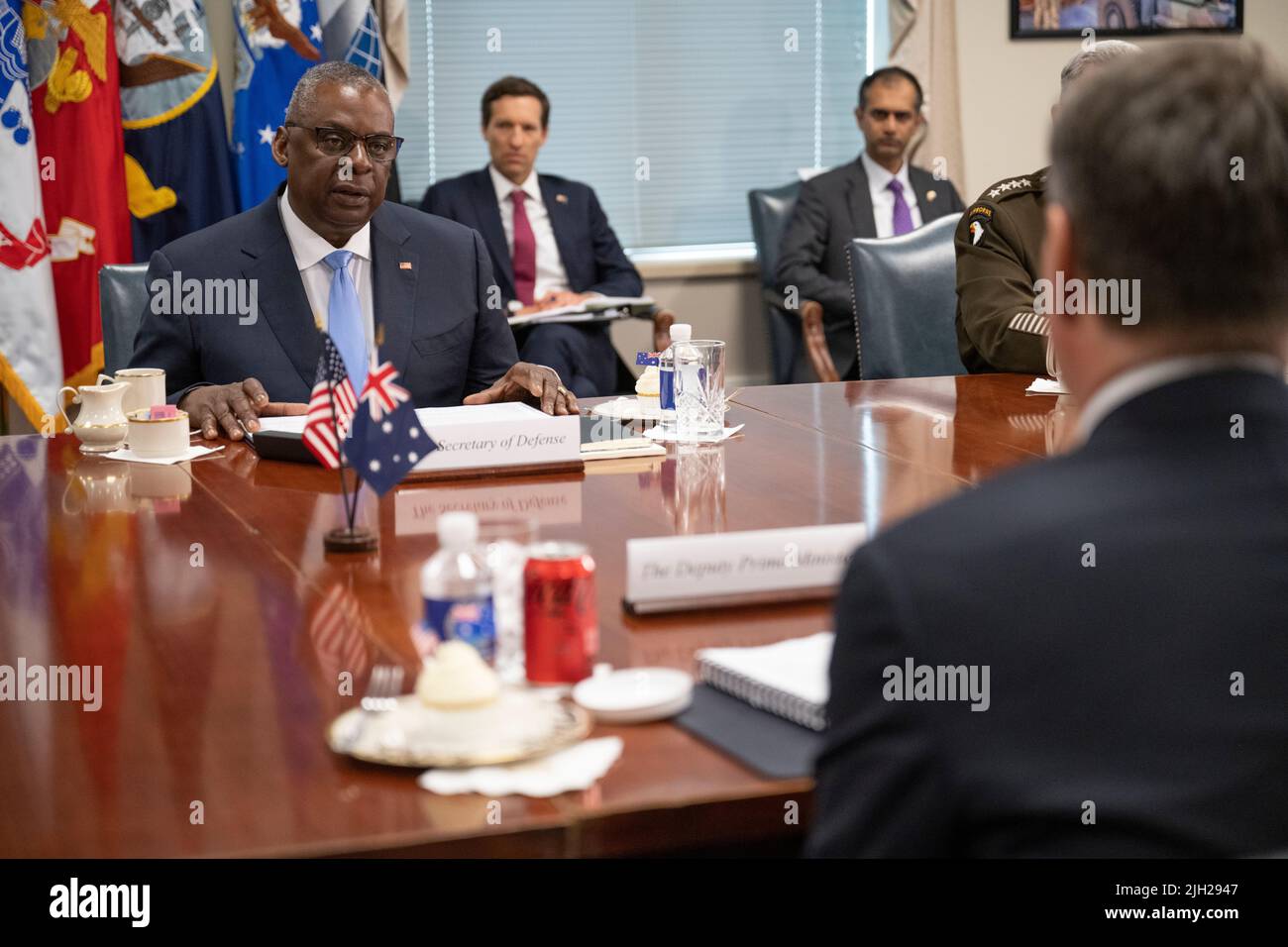 Arlington, United States Of America. 13th July, 2022. Arlington, United States of America. 13 July, 2022. U.S. Secretary of Defense Lloyd J. Austin III, left, during a face-to-face bilateral meeting with Australian Deputy Prime Minister and Defense Minister Richard Marles, right, at the Pentagon, July 13, 2022 in Arlington, Virginia. Credit: Lisa Ferdinando/DOD/Alamy Live News Stock Photo