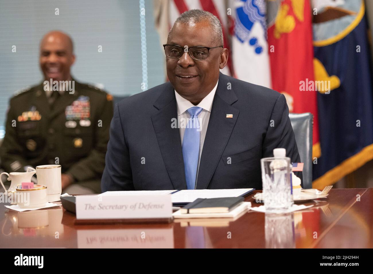 Arlington, United States Of America. 13th July, 2022. Arlington, United States of America. 13 July, 2022. U.S. Secretary of Defense Lloyd J. Austin III hosts Australian Deputy Prime Minister and Defense Minister Richard Marles during a face-to-face bilateral meeting at the Pentagon, July 13, 2022 in Arlington, Virginia. Credit: Lisa Ferdinando/DOD/Alamy Live News Stock Photo
