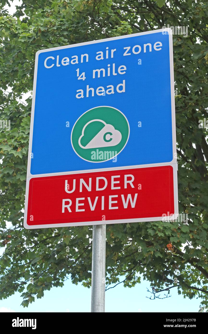 Sign at boundary of Greater Manchester Clean Air Zone - Under Review Stock Photo