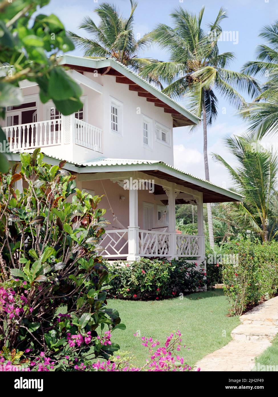 Exterior of rooms/villas at hotel Villa Serena. Samana Peninsula, Las Galeras, Dominican Republic. Stock Photo