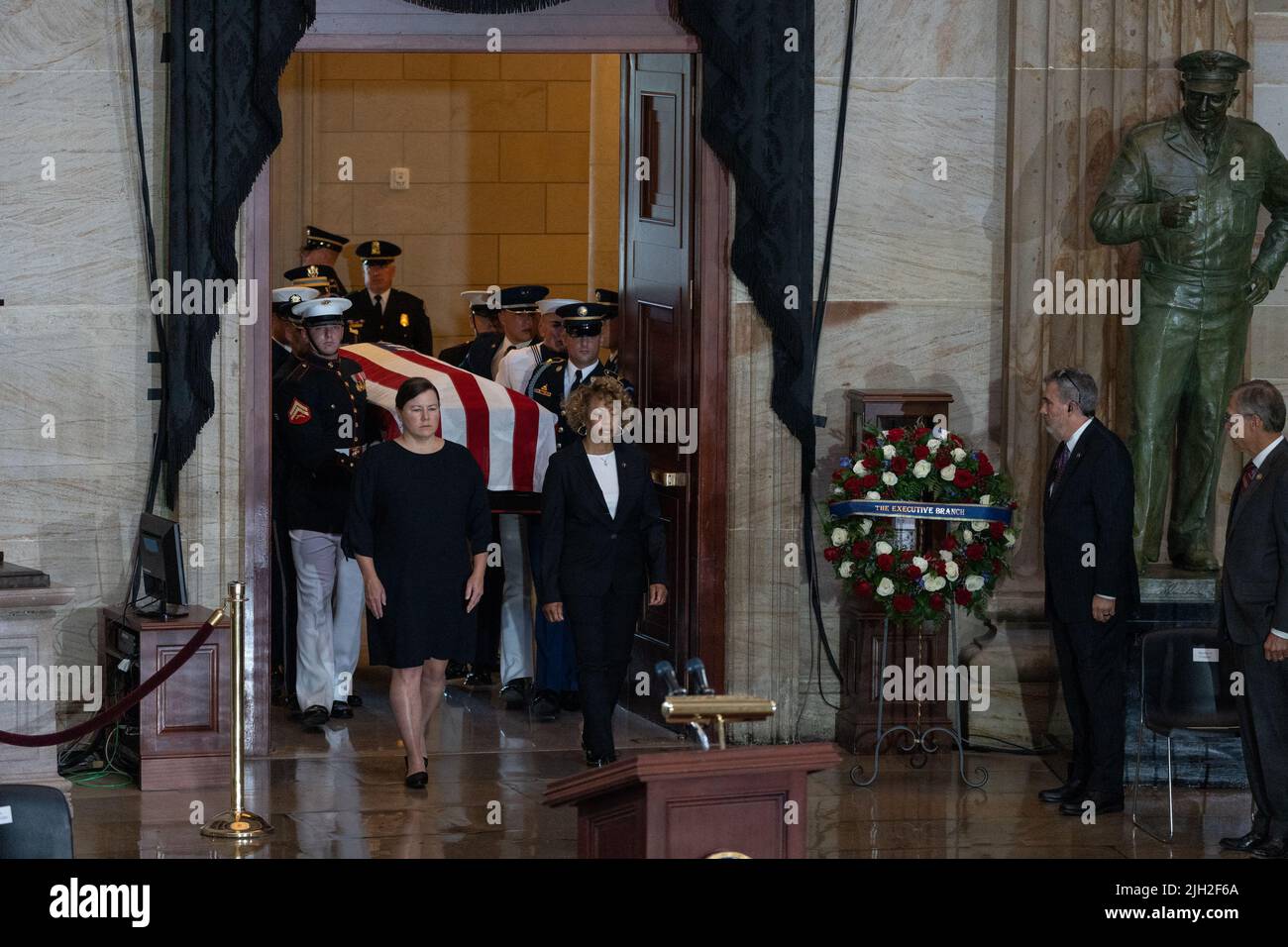 Washington DC, USA. 14th July, 2022. The casket of Marine Chief Warrant Officer 4 Hershel Woodrow 'Woody' Williams, the last surviving World War II Medal of Honor recipient, is carried into the Rotunda of the U.S. Capitol in Washington, DC on Thursday, July 14, 2022. The Marine Corps veteran, who died June 29th, was awarded the nation's highest award for his actions on Iwo Jima. Pool Photo by Eric Lee/UPI Credit: UPI/Alamy Live News Stock Photo