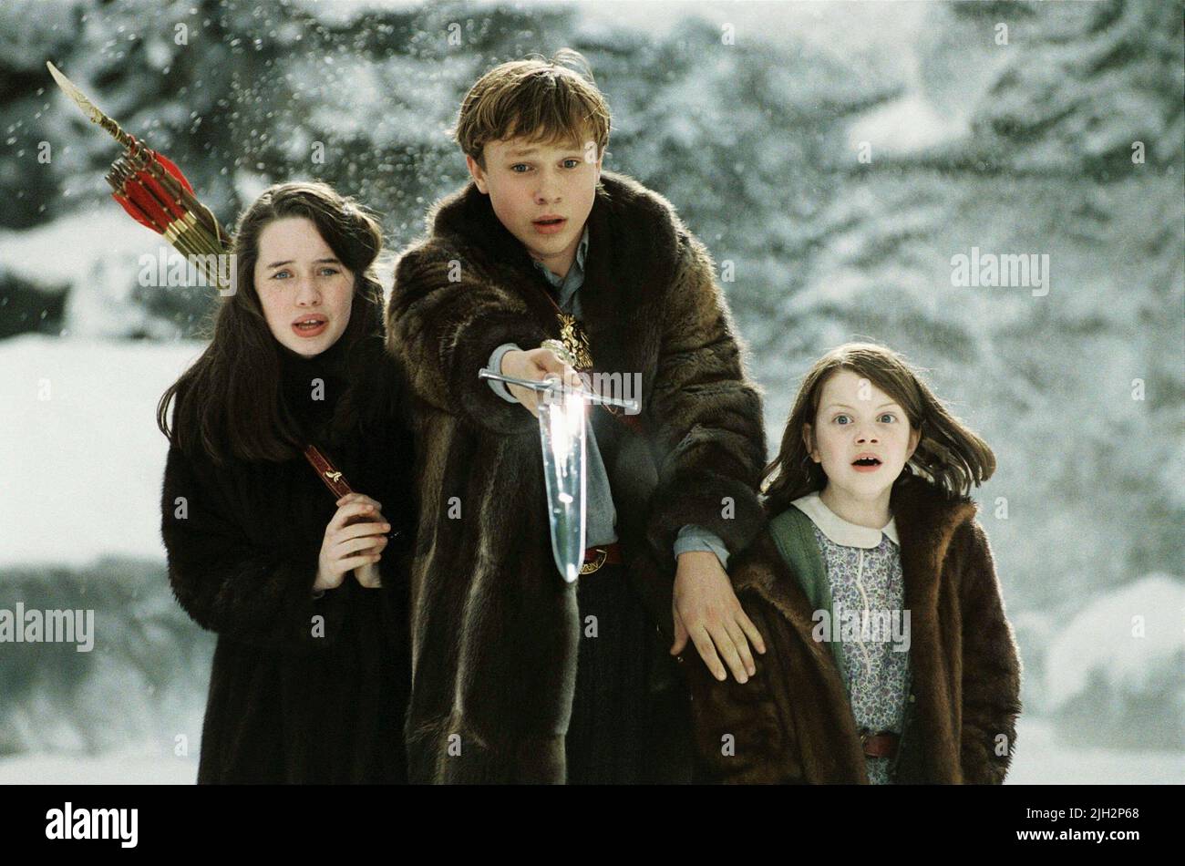 POPPLEWELL,MOSELEY,HENLEY, THE CHRONICLES OF NARNIA: THE LION  THE WITCH AND THE WARDROBE, 2005 Stock Photo