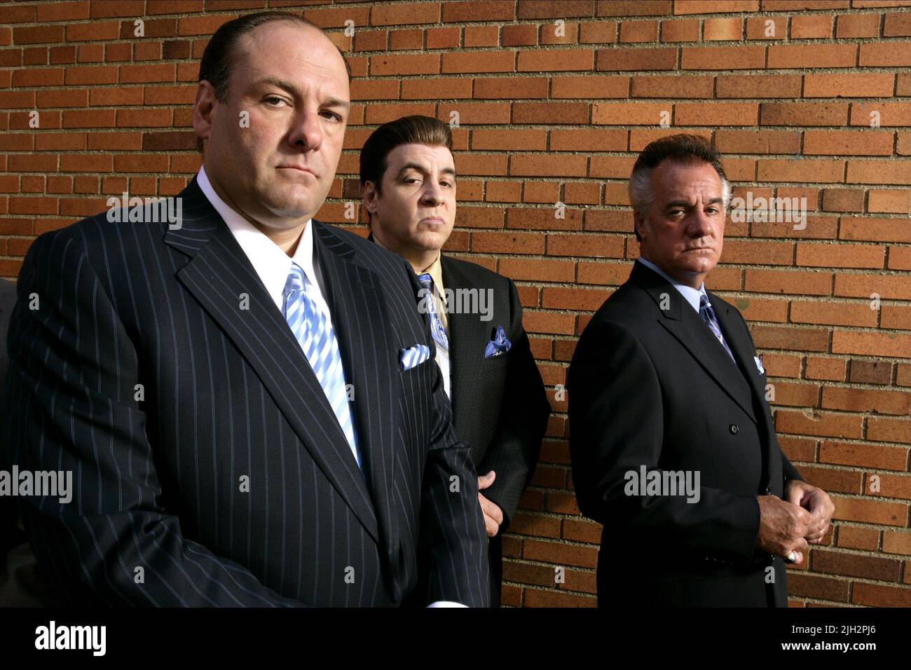 GANDOLFINI,ZANDT,SIRICO, THE SOPRANOS : SEASON 6, 2007 Stock Photo