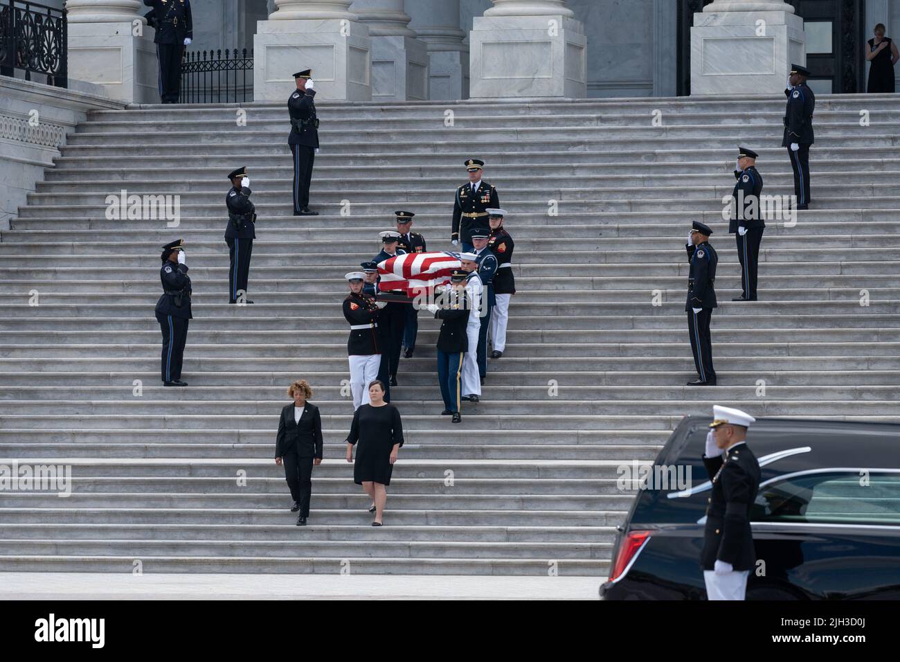 Washington DC, USA. 14th July, 2022. The casket of Marine Chief Warrant Officer 4 Hershel Woodrow “Woody” Williams, the last surviving World War II Medal of Honor recipient, is carried out of the Rotunda of the US Capitol, in Washington, DC, USA, 14 July 2022. The Marine Corps veteran, who died June 29th, was awarded the nation's highest award for his actions on Iwo Jima. (Photo by Pool/Sipa USA) Credit: Sipa USA/Alamy Live News Stock Photo