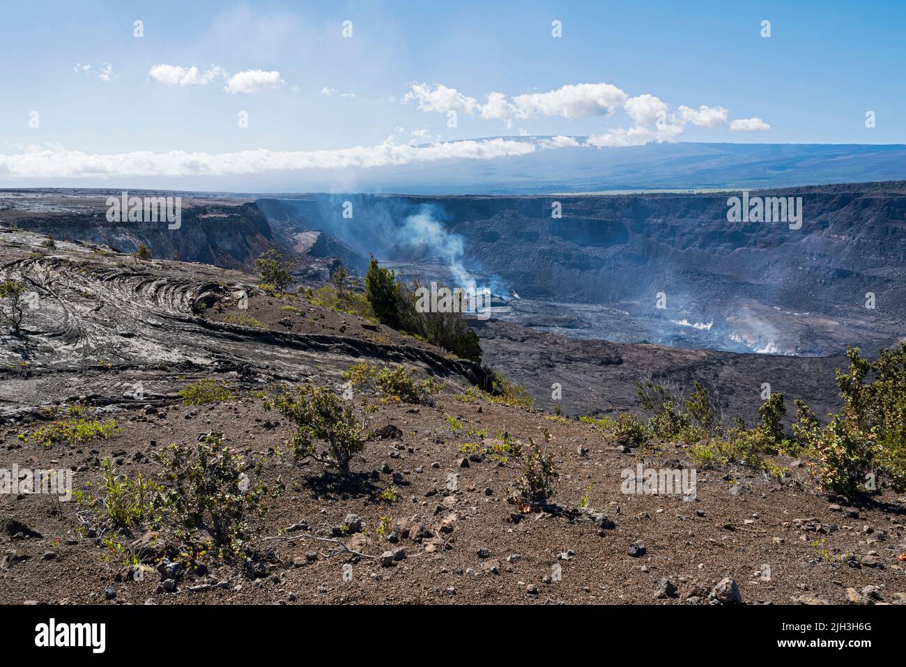 kilauea volcano and halema'uma'u crater in hawaii volcanoes national