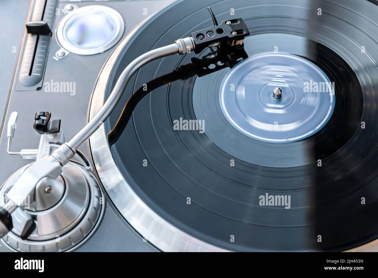 Dj vinyl hi-res stock photography and images - Alamy