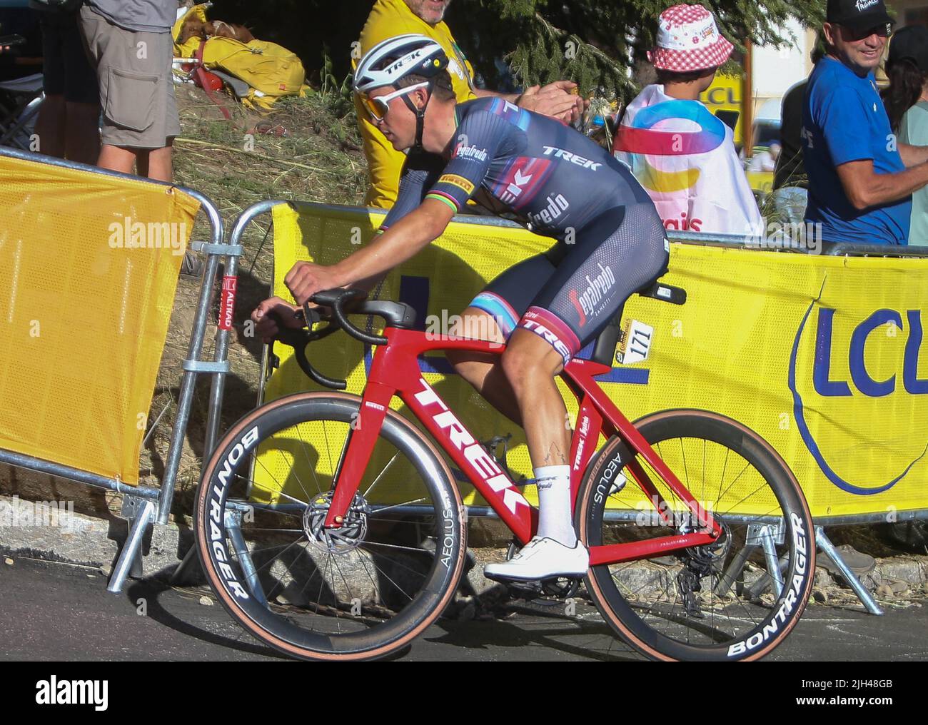 Trek segafredo best sale tour de france